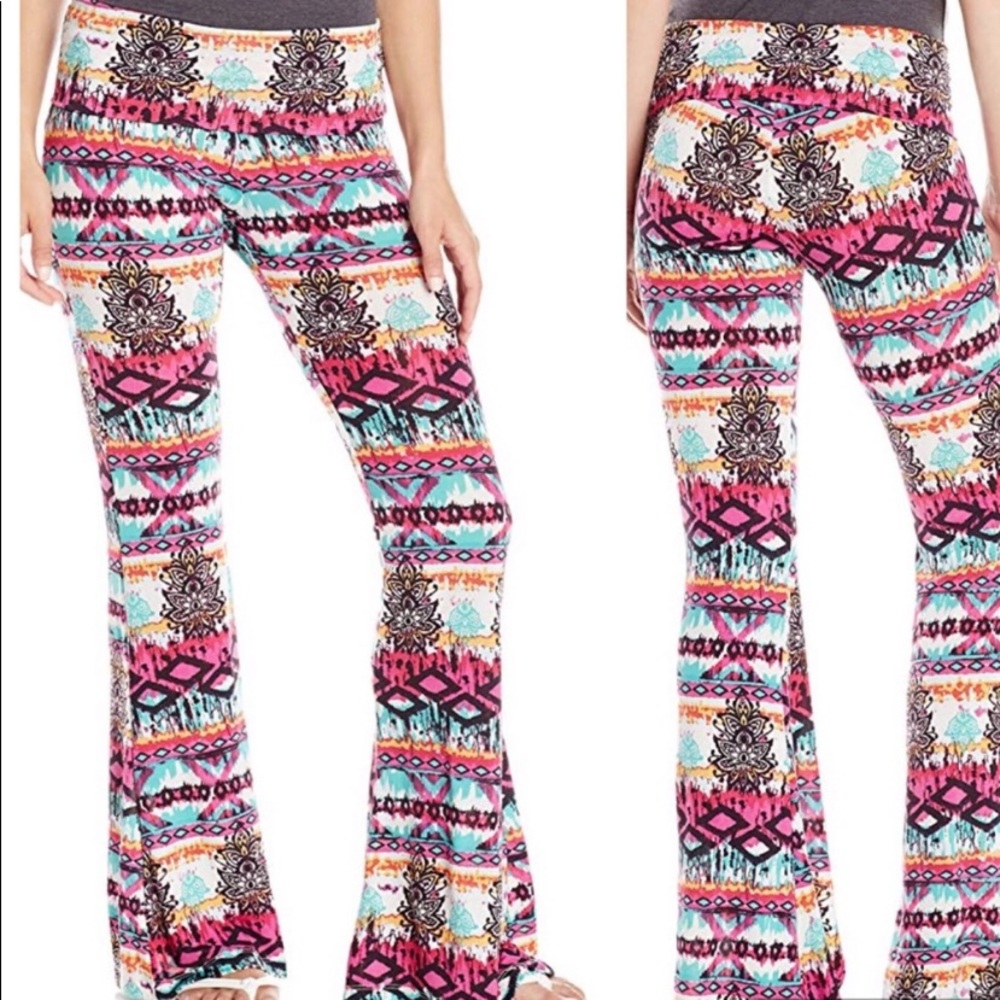LUCY LOVE ROLL DOWN SUPER FLARE SOFT STRETCHY COLORFUL PAISLEY PANTS SIZE LARGE